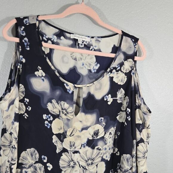 Rose & Olive Navy Floral Blouse Women's 2X Chiffon Cut-Out Long Sleeve Work Top - Picture 2 of 11